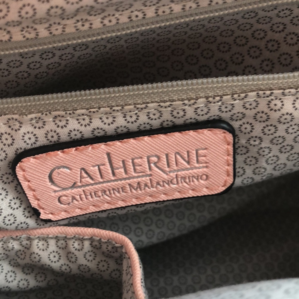 *SOLD*Catherine Malandrino Annabelle Blush Pink Flower Clasp Latch Satchel Purse - Picture 5 of 9